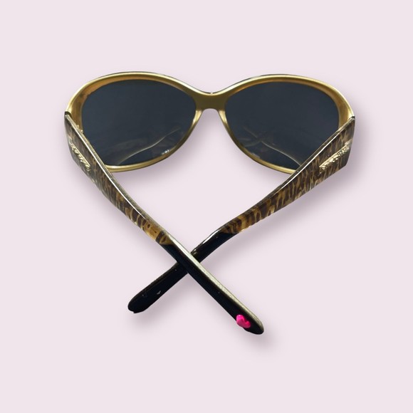 Betsey Johnson BJ184 Raven Cheetah Sunglasses - Picture 4 of 7
